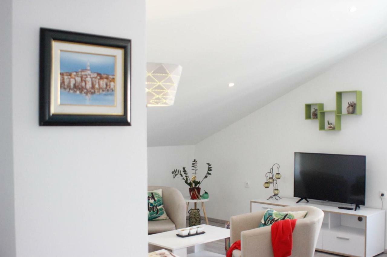 Studio Apartman Sky Rovinj Exterior photo