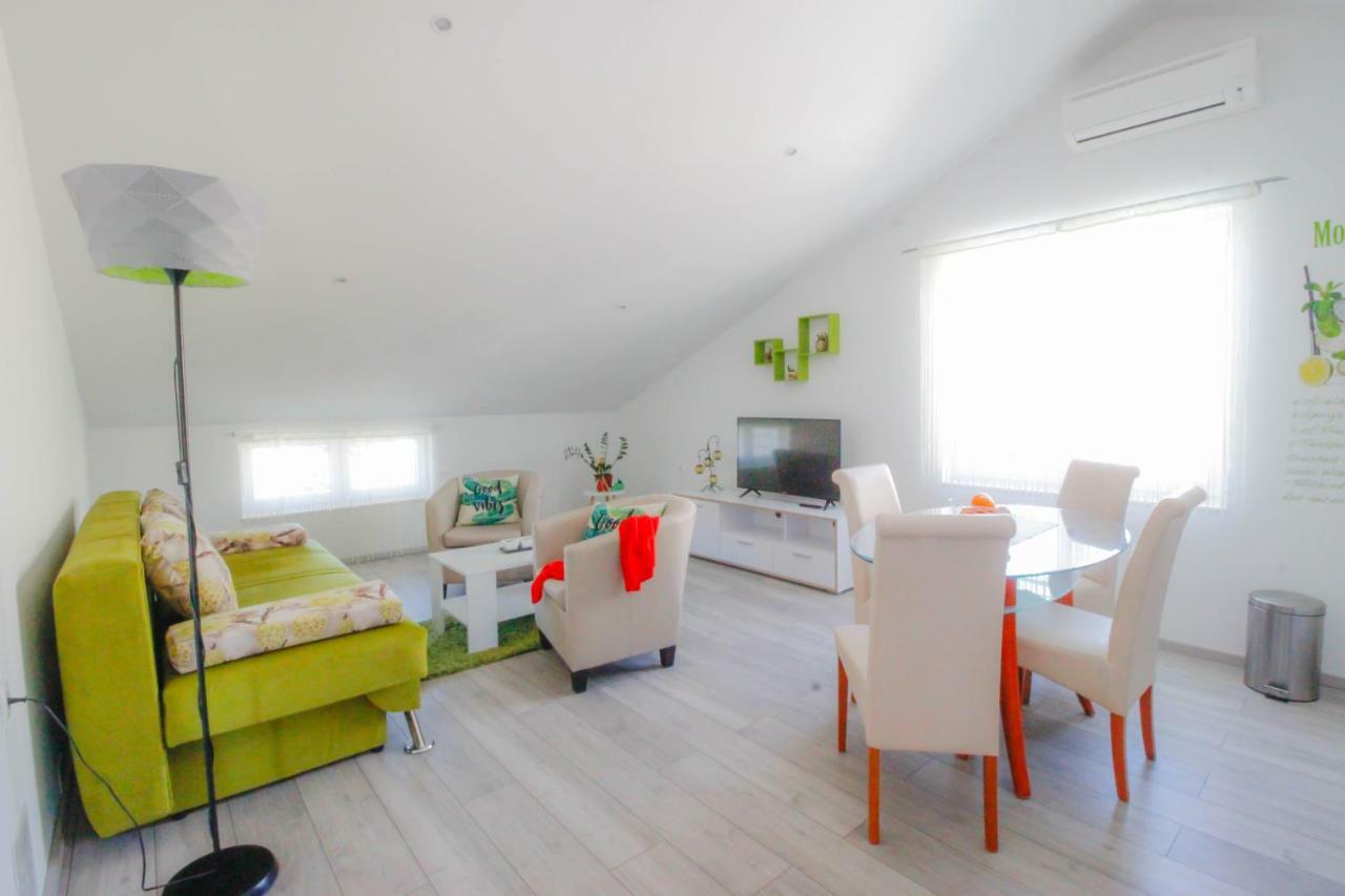 Studio Apartman Sky Rovinj Exterior photo